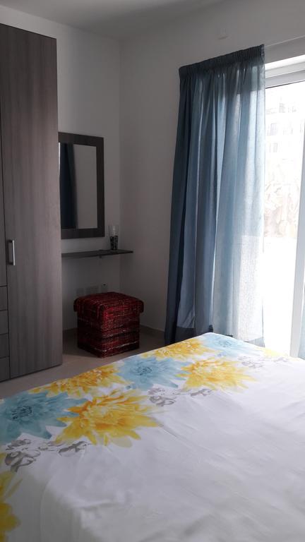 Blue Skies Apartment Marsaskala Luaran gambar