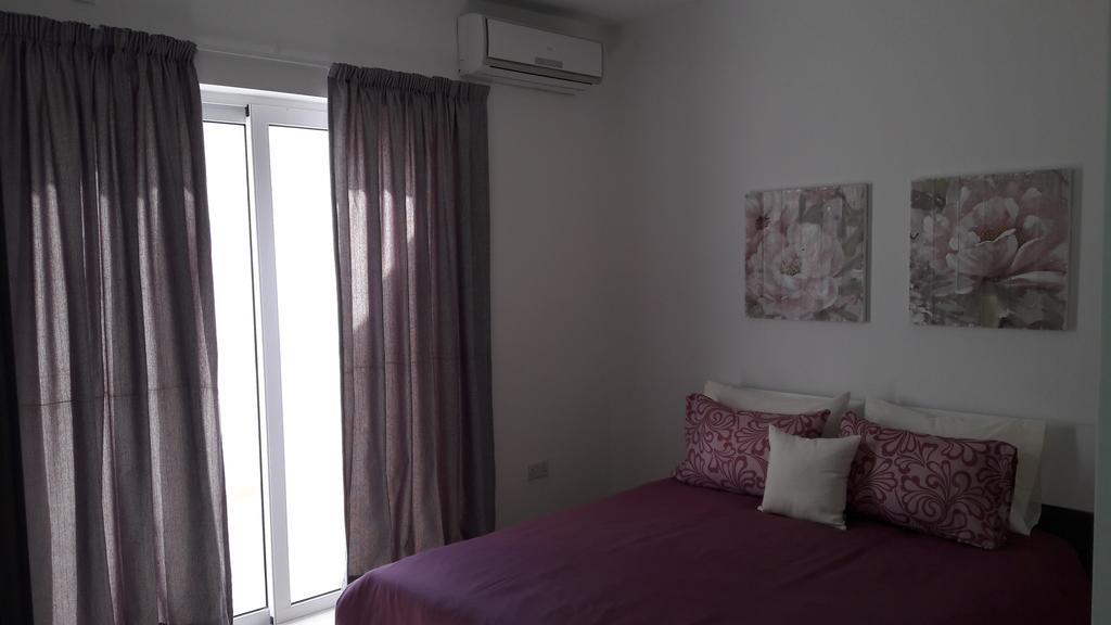 Blue Skies Apartment Marsaskala Luaran gambar