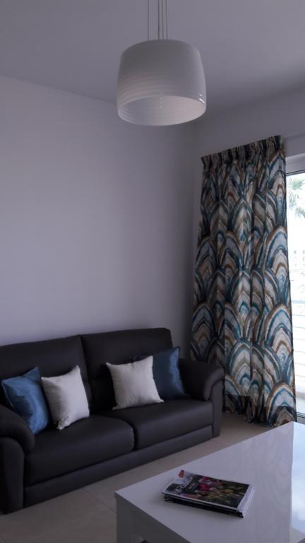 Blue Skies Apartment Marsaskala Luaran gambar